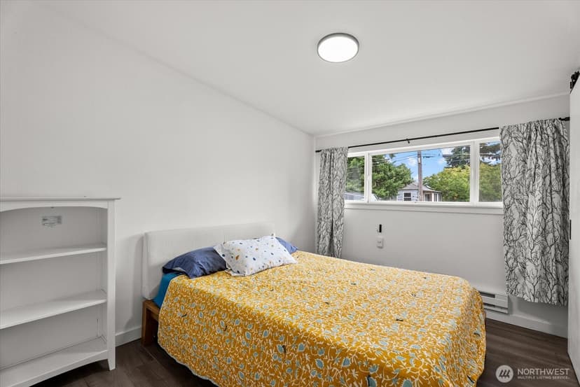 Property photo for 10839 11th Avenue SW, Seattle photo 10