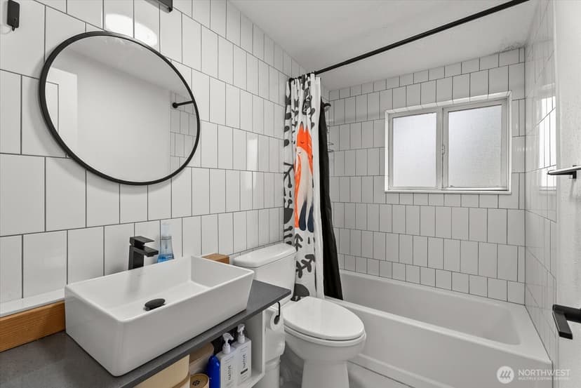 Property photo for 10839 11th Avenue SW, Seattle photo 8