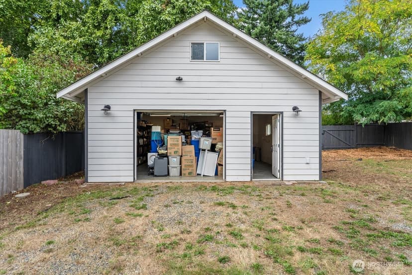 Property photo for 10839 11th Avenue SW, Seattle photo 25