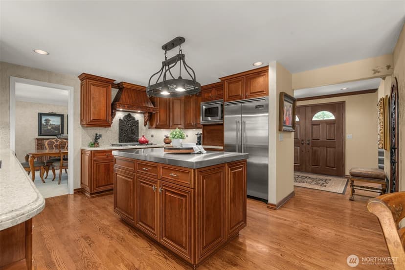 Property photo for 12403 172nd Avenue NE, Redmond photo 6