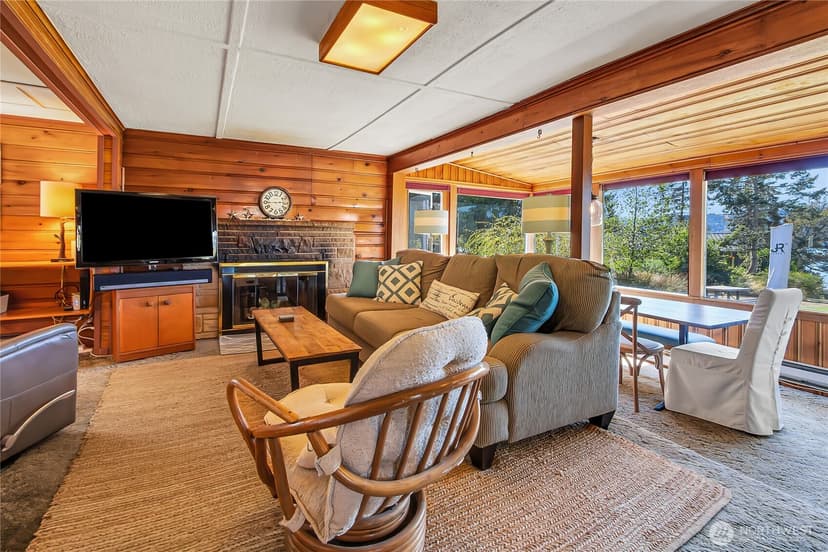 Property photo for 25815 Stuckey Avenue SW, Vashon photo 15