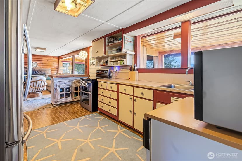Property photo for 25815 Stuckey Avenue SW, Vashon photo 22