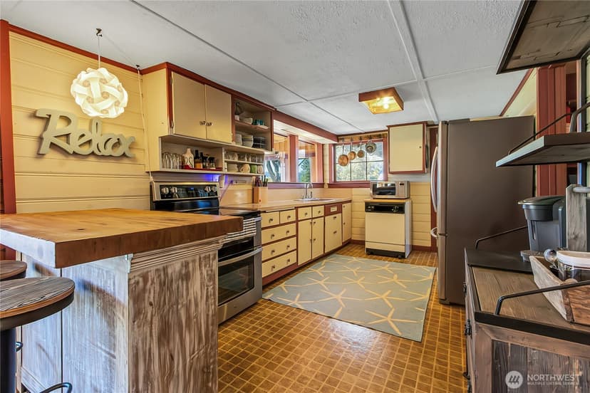 Property photo for 25815 Stuckey Avenue SW, Vashon photo 19