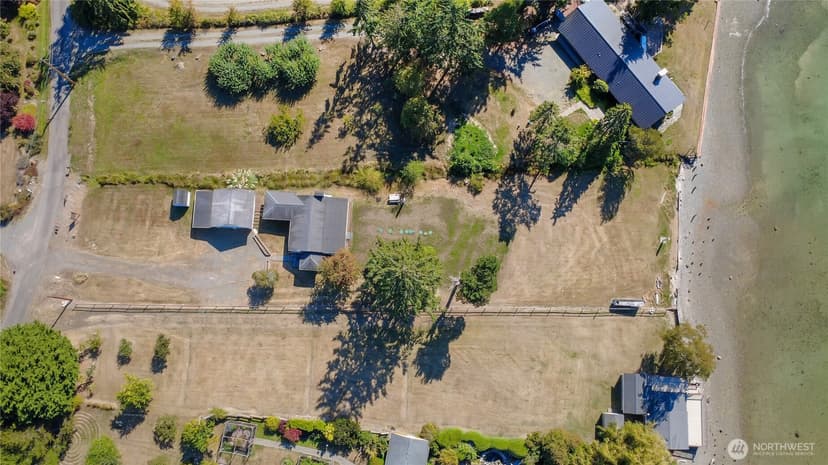 Property photo for 25815 Stuckey Avenue SW, Vashon photo 36