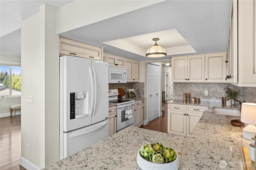 Property photo for 633 Main Street #202, Edmonds photo 18