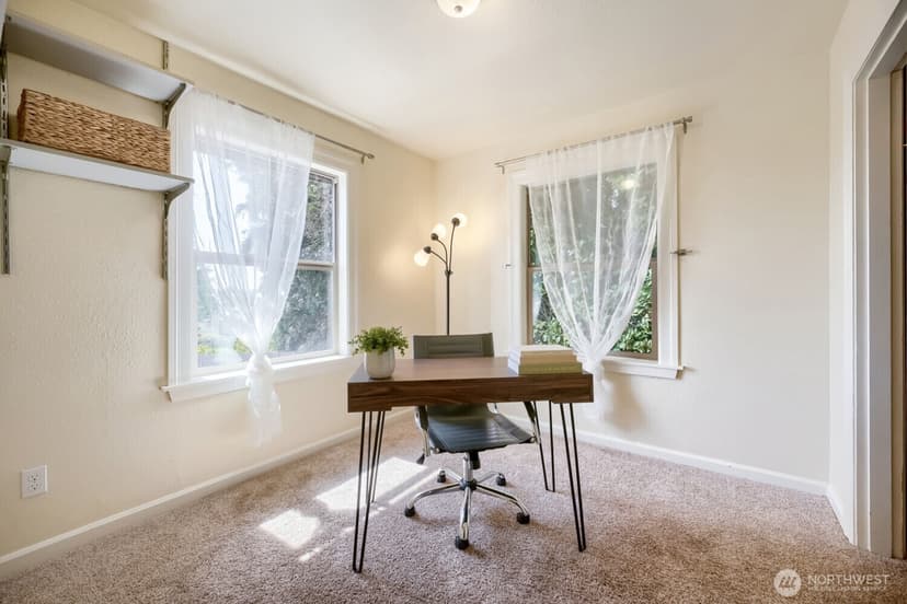 Property photo for 909 SW Langston Road, Renton photo 12