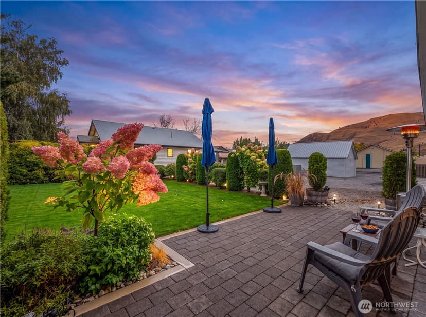 Property photo for 122 E Allen Avenue, Chelan photo 35