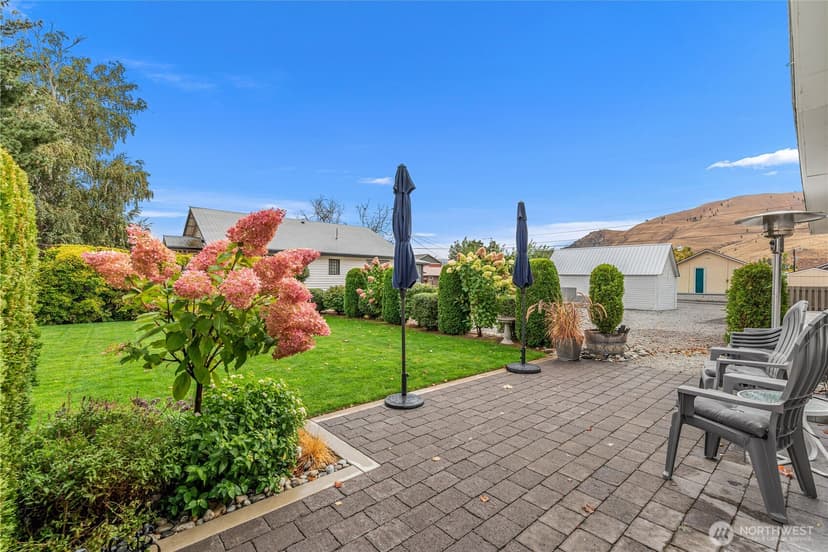 Property photo for 122 E Allen Avenue, Chelan photo 25