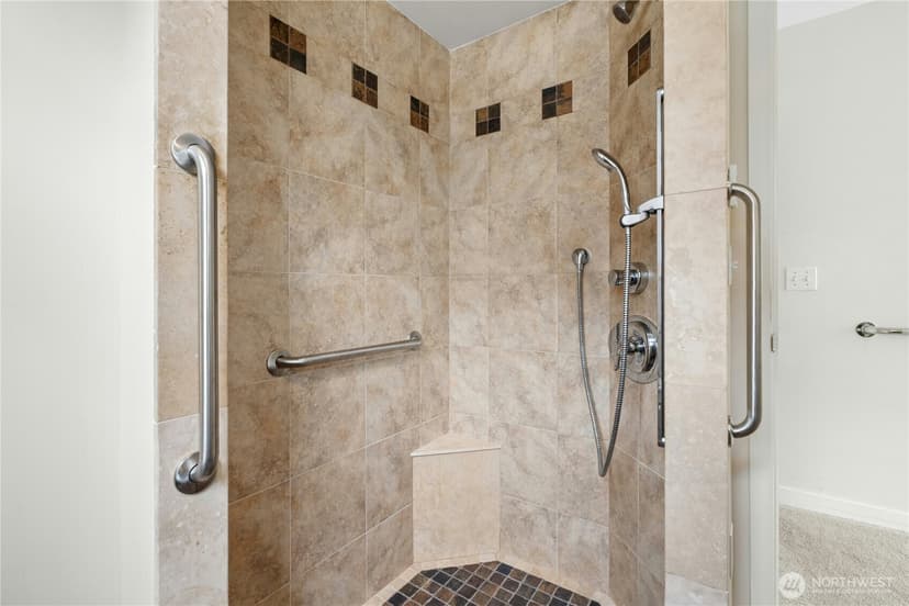 Property photo for 3438 10th Avenue W, Seattle photo 14