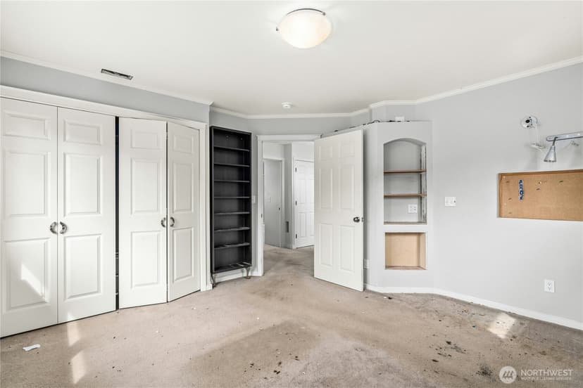 Property photo for 3438 10th Avenue W, Seattle photo 24