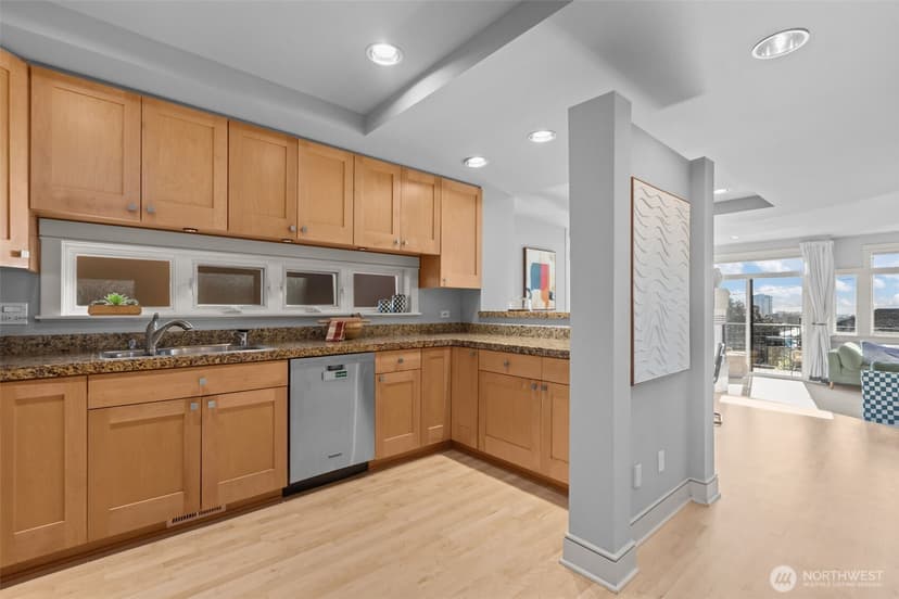 Property photo for 116 Aloha Street #116, Seattle photo 12