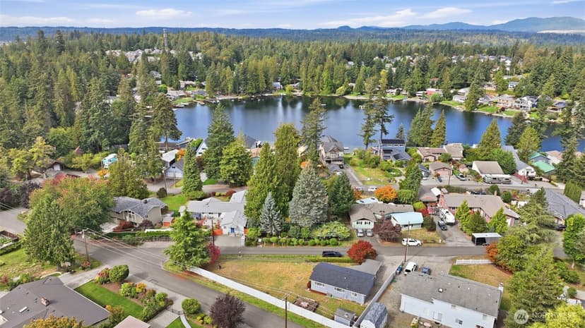 Property photo for 21737 SE 263rd Place, Maple Valley photo 3