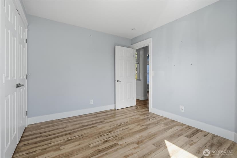 Property photo for 9763 Ebbtide Lane NW, Silverdale photo 15