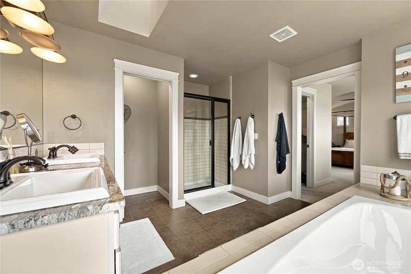 Property photo for 200 Crescent Street, Chelan photo 12
