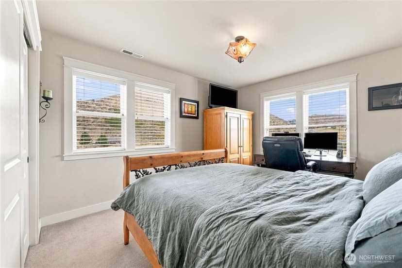 Property photo for 200 Crescent Street, Chelan photo 13