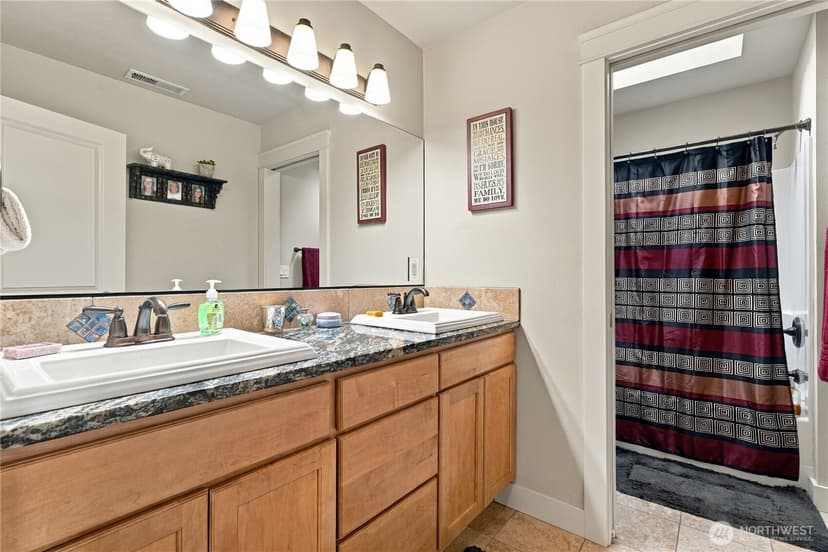 Property photo for 200 Crescent Street, Chelan photo 15