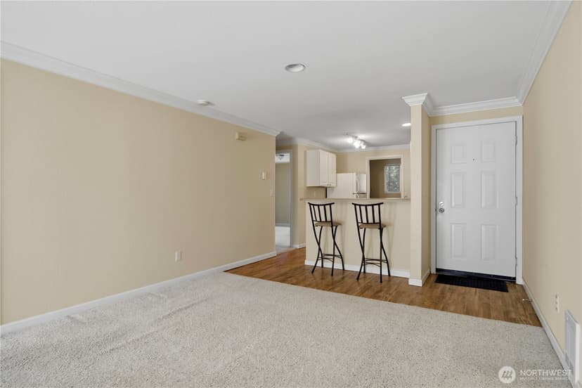 Property photo for 1003 156th Avenue NE #308, Bellevue photo 12