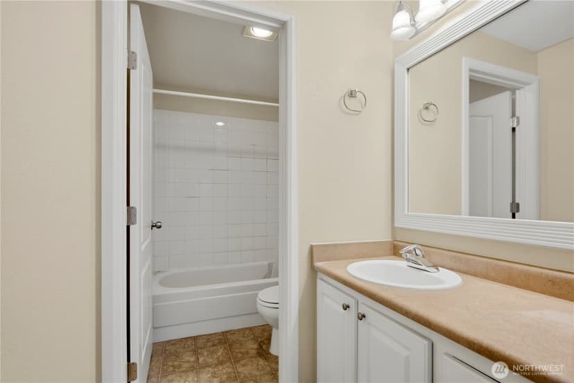 Property photo for 1003 156th Avenue NE #308, Bellevue photo 14