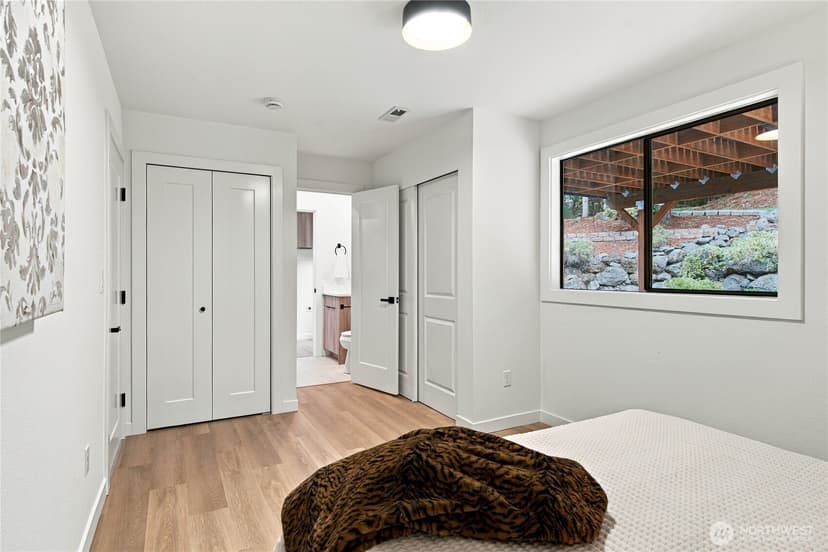 Property photo for 5003 64th Avenue W, University Place photo 25