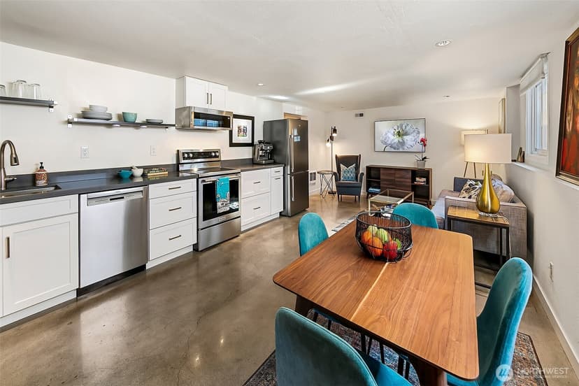 Property photo for 6657 Ellis Avenue S, Seattle photo 13
