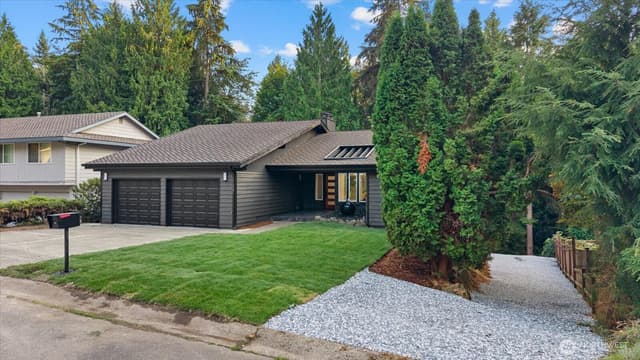 Property photo for 17037 154th Place SE, Renton photo 2