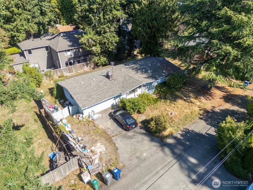Property photo for 12420 NE 87th Street, Kirkland photo 5