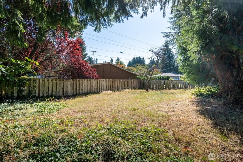 Property photo for 12420 NE 87th Street, Kirkland photo 21