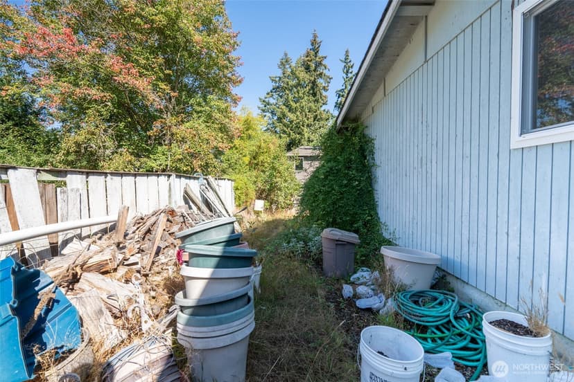 Property photo for 12420 NE 87th Street, Kirkland photo 16