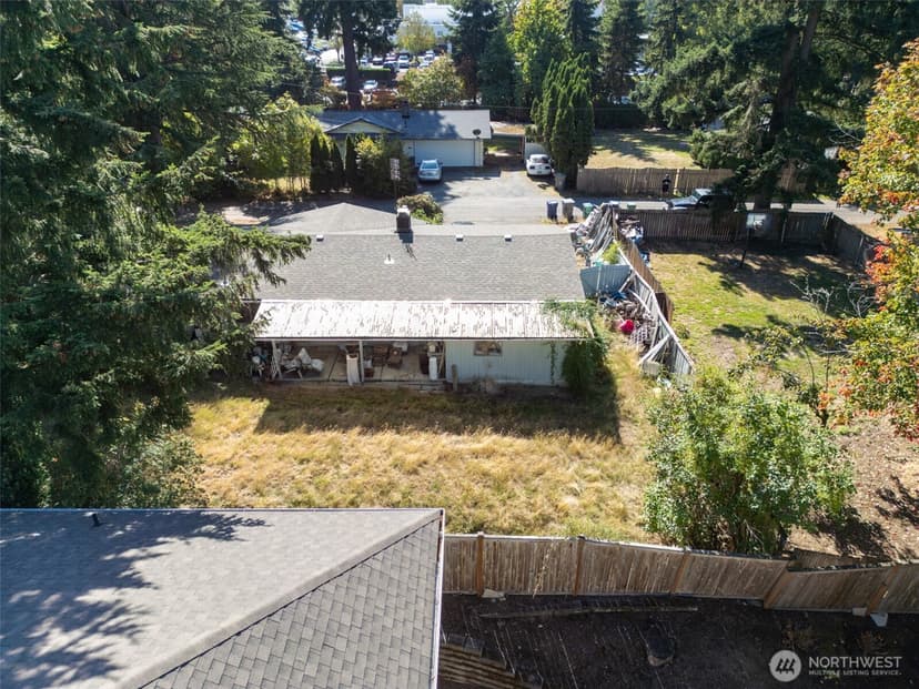 Property photo for 12420 NE 87th Street, Kirkland photo 8