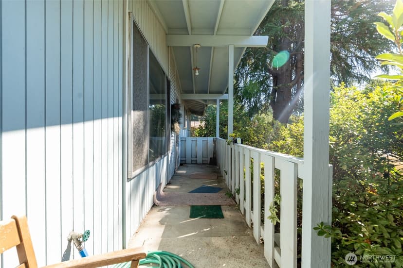Property photo for 12420 NE 87th Street, Kirkland photo 14