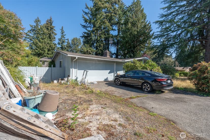 Property photo for 12420 NE 87th Street, Kirkland photo 13