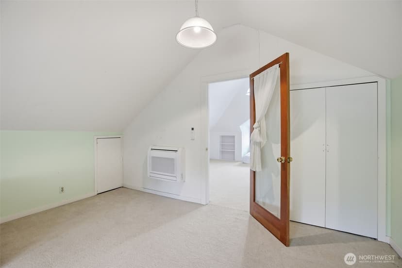 Property photo for 6238 Woodlawn Avenue N, Seattle photo 25
