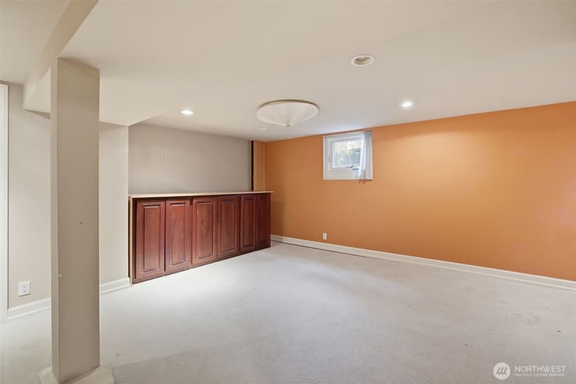 Property photo for 6238 Woodlawn Avenue N, Seattle photo 31