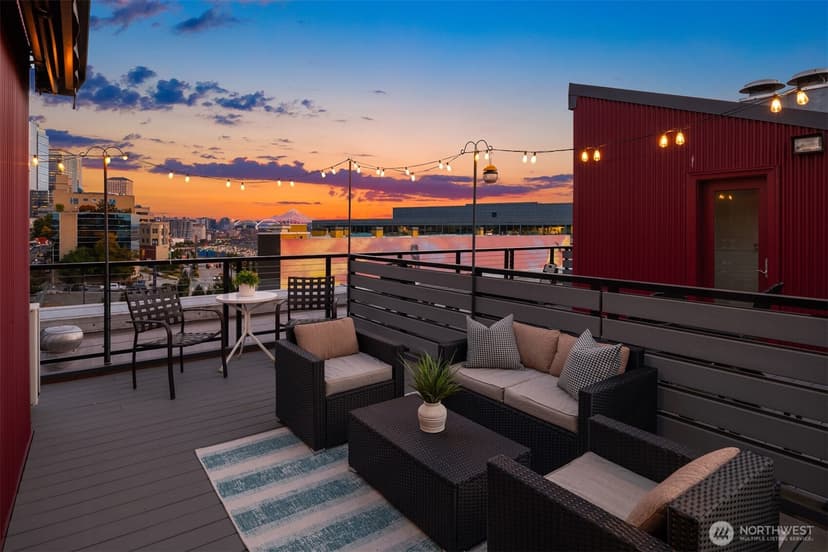 Property photo for 66 Bell Street #306, Seattle photo 2