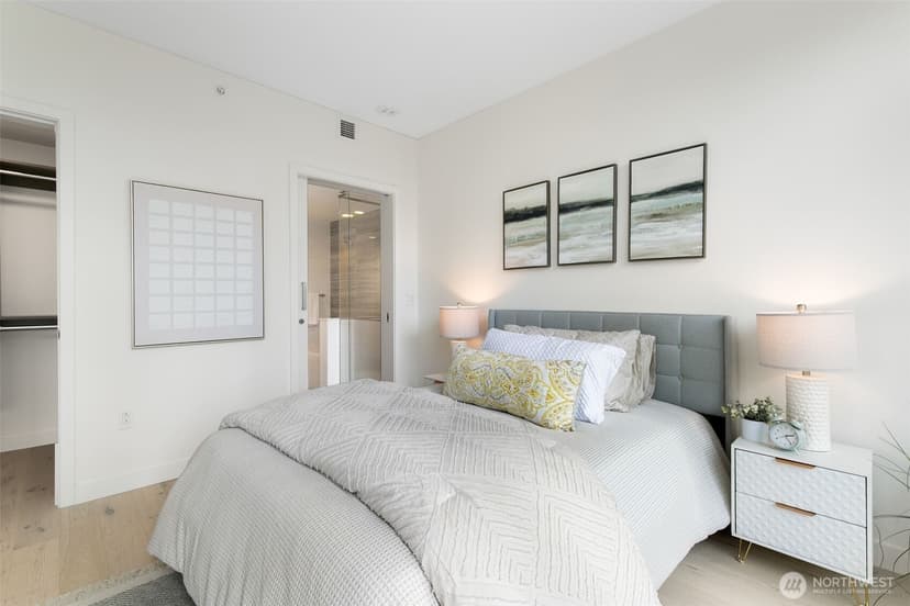Property photo for 2510 6th Avenue #408, Seattle photo 13
