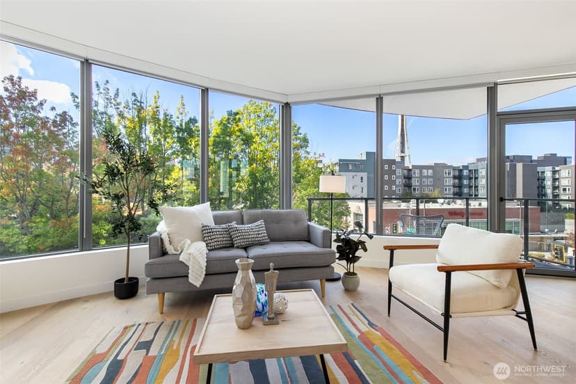 Property photo for 2510 6th Avenue #408, Seattle photo 4