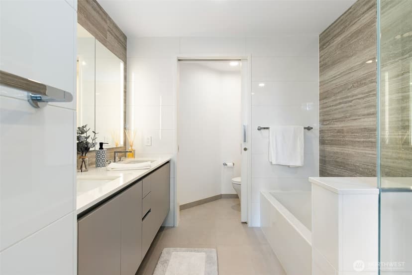 Property photo for 2510 6th Avenue #408, Seattle photo 16