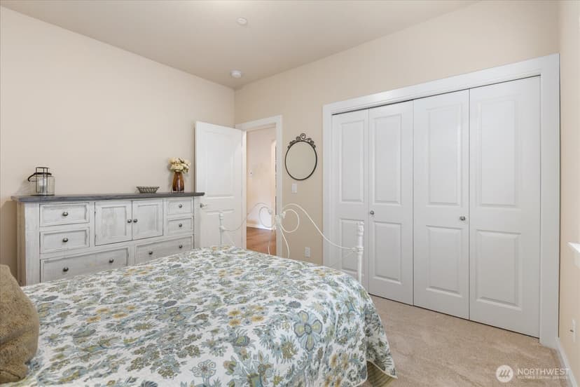 Property photo for 15380 SE 160th Place, Renton photo 9