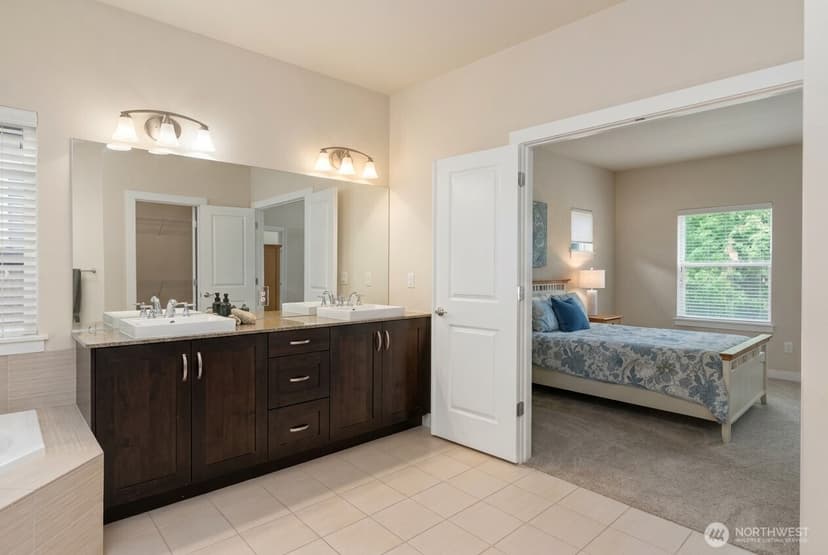 Property photo for 15380 SE 160th Place, Renton photo 26