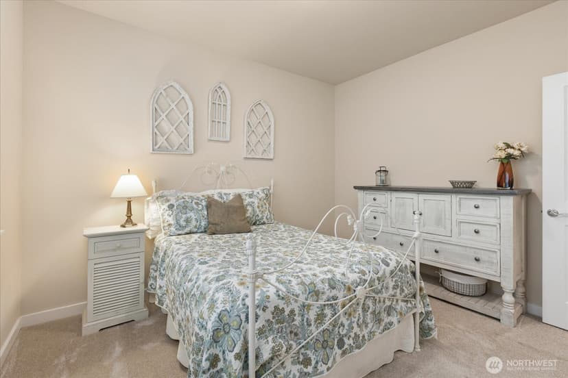 Property photo for 15380 SE 160th Place, Renton photo 8