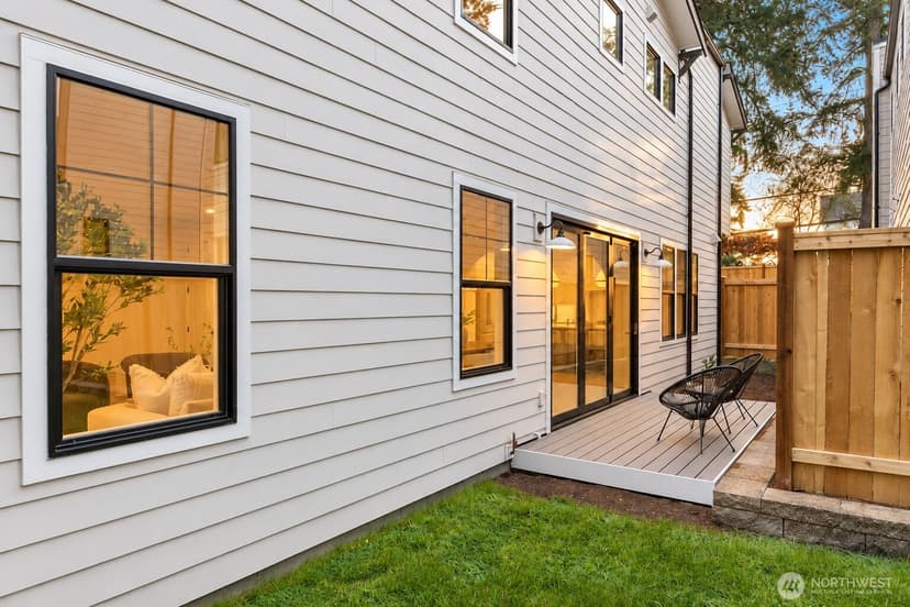 Property photo for 11610 NE 92nd Street, Kirkland photo 35