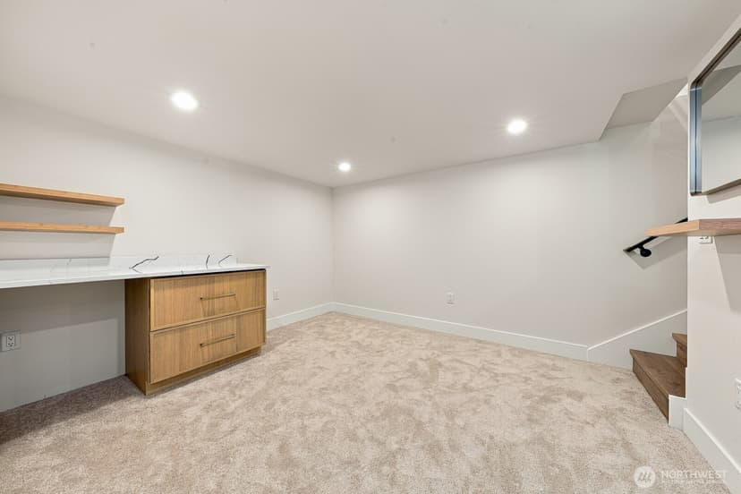 Property photo for 2303 NE 95th st Street, Seattle photo 12