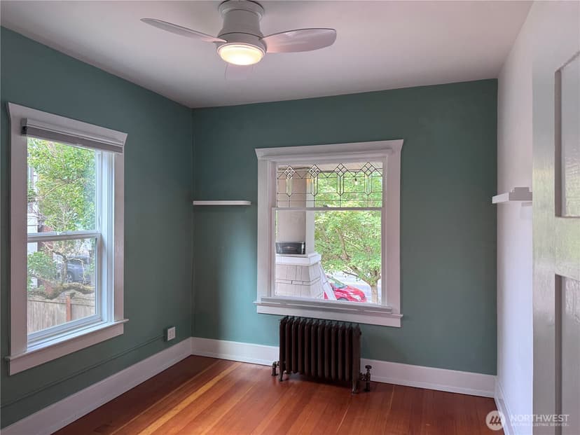 Property photo for 423 N 50th Street, Seattle photo 11