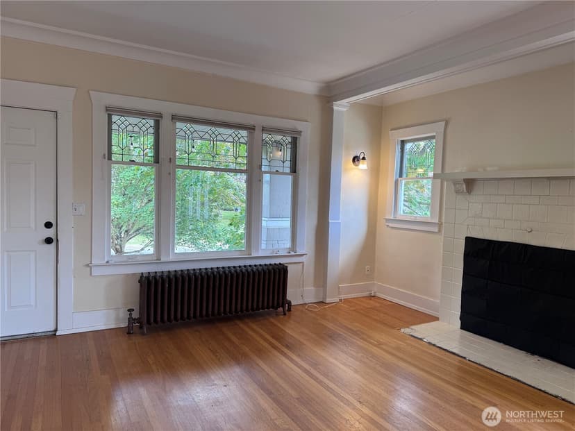Property photo for 423 N 50th Street, Seattle photo 5