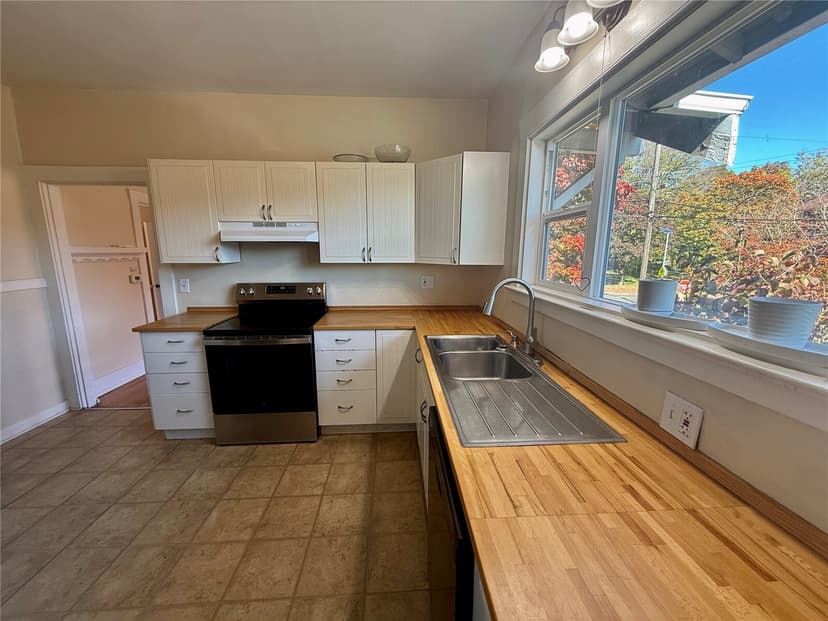 Property photo for 423 N 50th Street, Seattle photo 25