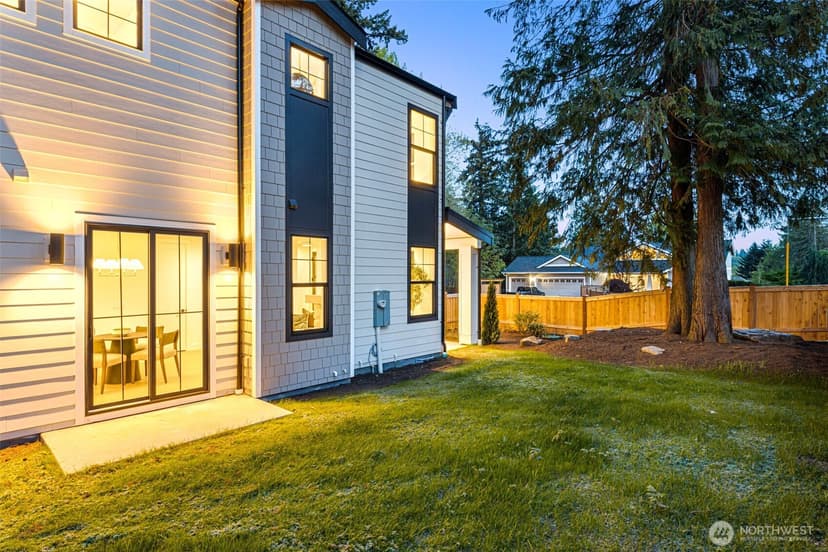 Property photo for 11608 NE 92nd Street, Kirkland photo 33