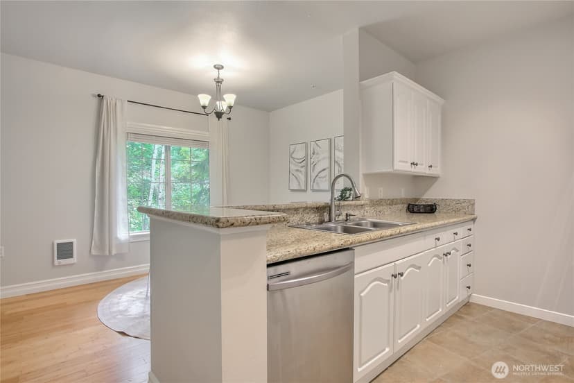 Property photo for 801 N N Rainier Avenue #B309, Renton photo 9