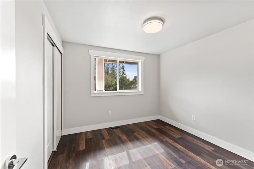 Property photo for 21329 108th Avenue SE, Kent photo 18