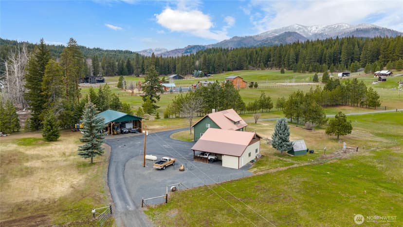 Property photo for 4010 Teanaway Middle Fork Rd, Cle Elum photo 11
