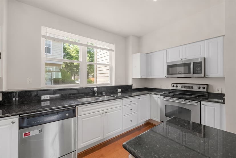 Property photo for 3116 164th Street SW #1502, Lynnwood photo 16